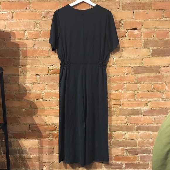 Smash + Tess Romper ๐ค - Picture 3 of 8